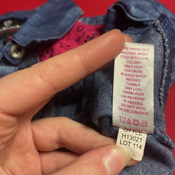 ‼️5/$15‼️ Dollhouse Girl’s Lace Button Down Blouse - Picture 7 of 7